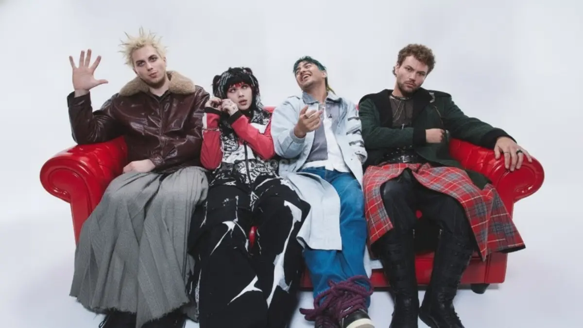 Personel 5SOS mengumumkan konser tambahan di Jakarta setelah tiket pertunjukan pertama habis terjual.