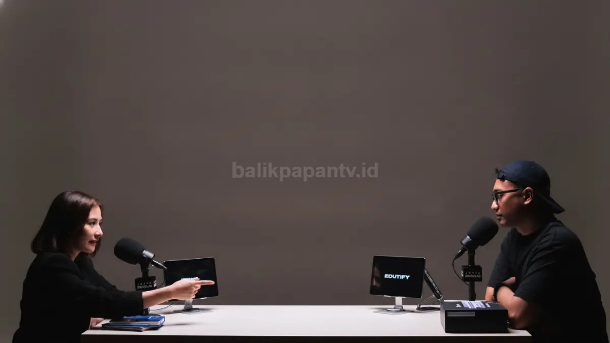 Fase kehidupan emosional mencakup retak, luruh, dan kembali utuh dalam proses penerimaan diri. (BTV/AI)