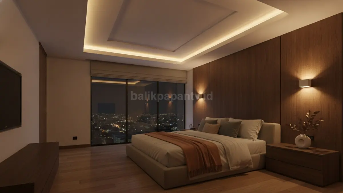 LED strip pada plafon drop ceiling menghadirkan pencahayaan tersembunyi yang modern dan membuat kamar terlihat lebih rapi. (BTV/AI)
