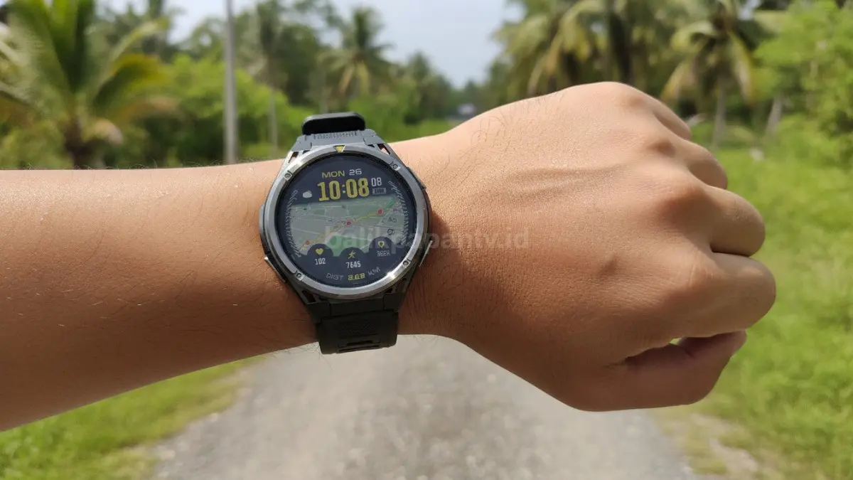 Pengujian ADVAN Ultra Watch saat melacak aktivitas jalan dan lari menggunakan GPS. (BTV/Ai)