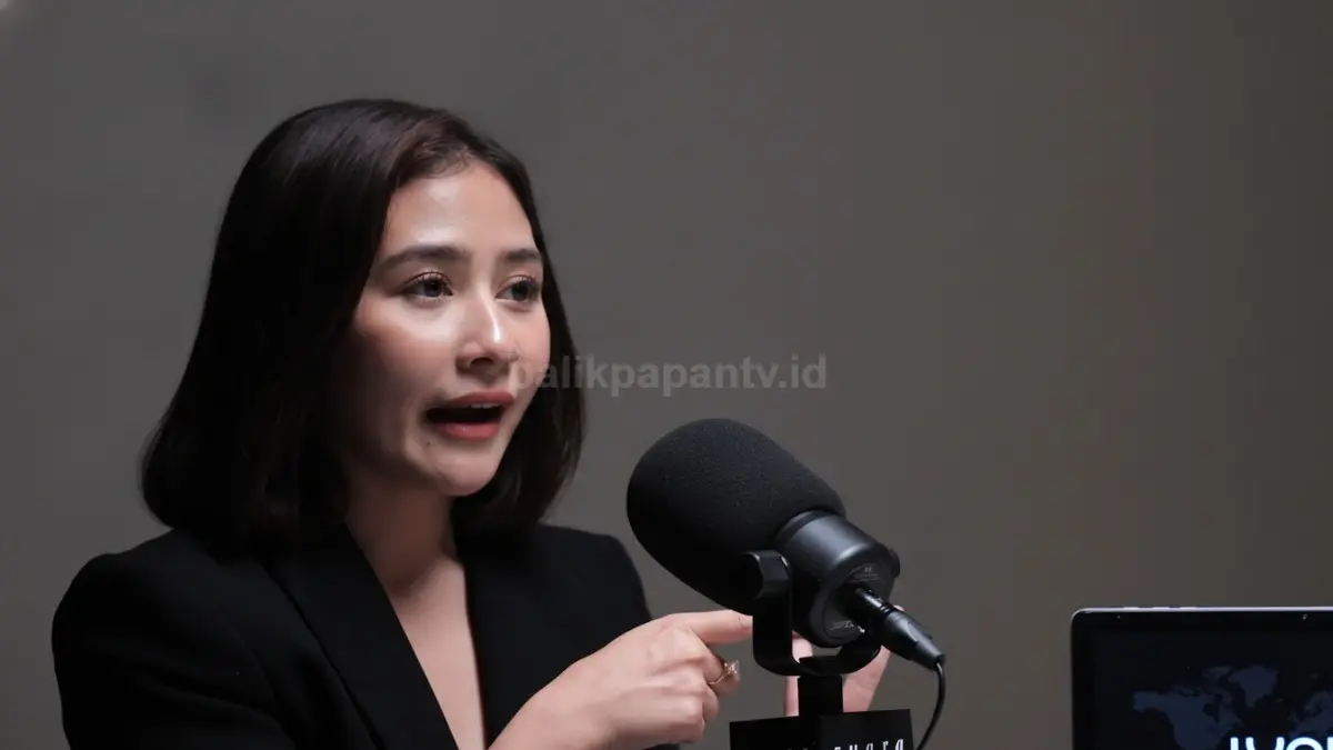 Prilly Latuconsina merefleksikan keaslian diri, emosi, dan tekanan kehidupan publik. (BTV/AI)