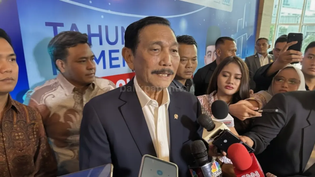 Rapat evaluasi Dewan Ekonomi Nasional membahas program Makan Bergizi Gratis di Jakarta