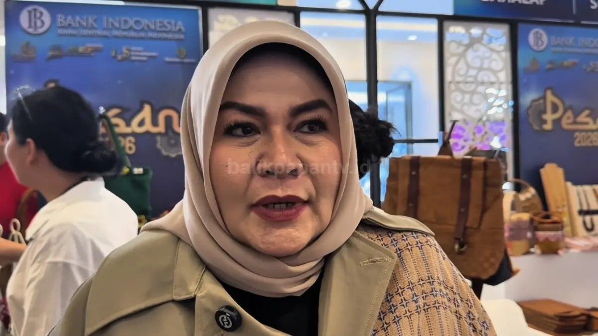 Ketua Iwapi Balikpapan Ernawati saat memberikan keterangan resmi mengenai pentingnya pelaku UMKM lokal meningkatkan kualitas produk dan inovasi.