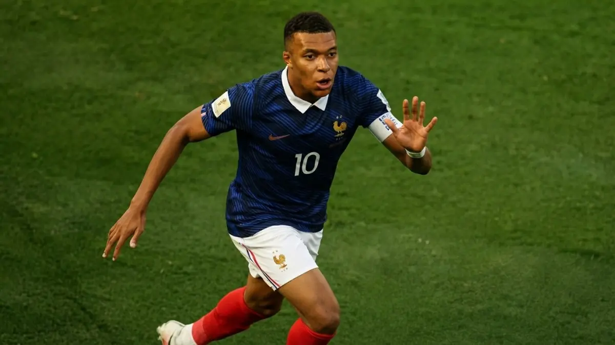 Mbappé tampil gemilang membawa Prancis melaju ke babak 16 besar Piala Dunia dengan kemenangan meyakinkan.(BTV/AI)