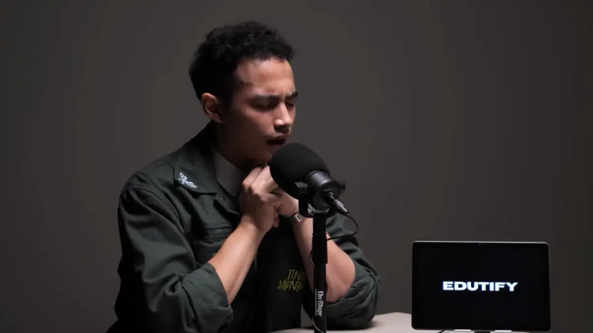 Refleksi kehidupan, identitas diri, dan makna sukses bagi generasi muda masa kini yang terus berubah. (BTV/AI)