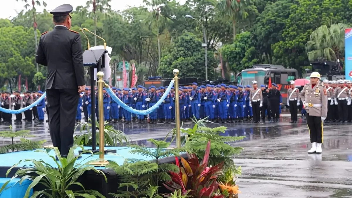 Upacara Hari Bhayangkara ke-80 di BSCC Dome Balikpapan menegaskan komitmen Polri menjaga kepercayaan masyarakat.