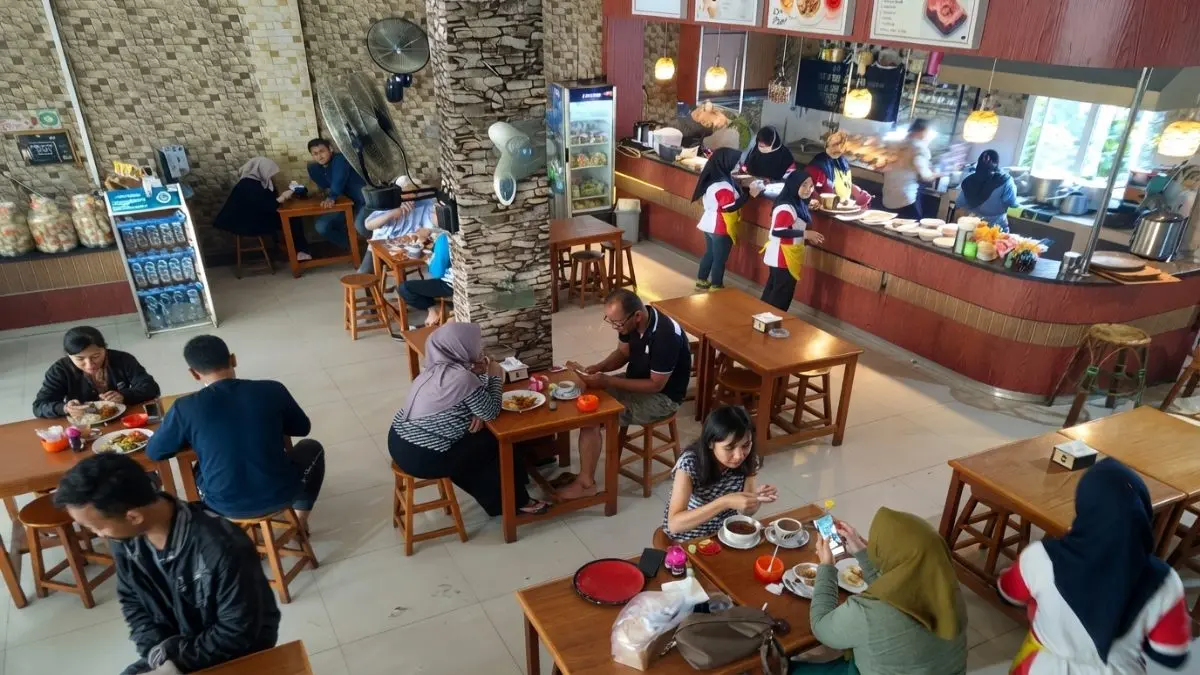Suasana Kedai Nam Min Balikpapan.