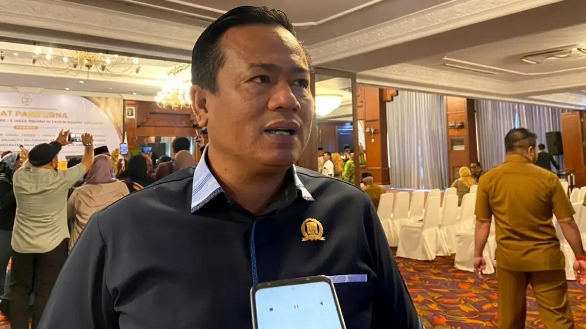 Ketua Komisi IV DPRD Balikpapan menegaskan SPMB 2026 harus transparan dan bebas praktik murid titipan.