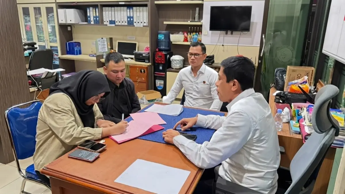 Penyandang tuli mengikuti orientasi program Mitra Inklusi Reserse Bhayangkara sebagai agen antinarkoba Polda Kaltim.