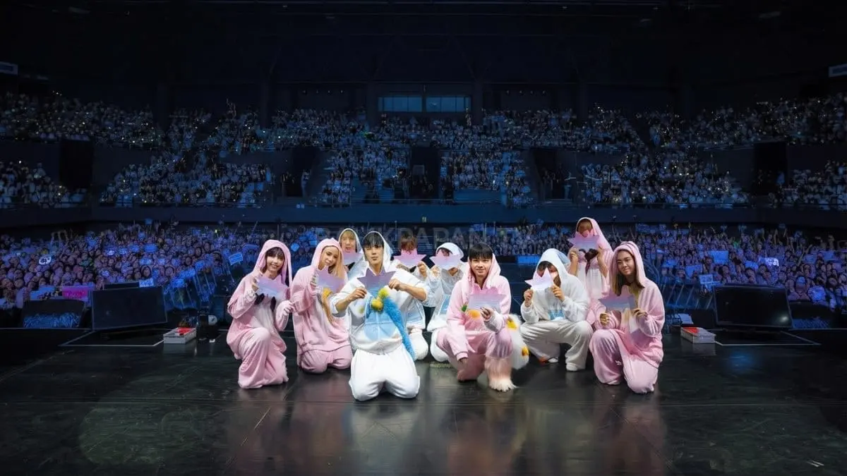 Jeno dan Jaemin menyapa ribuan NCTzen dalam fanmeeting DUALITY penuh kehangatan di Jakarta berkesan bersama [BTV:AI]
