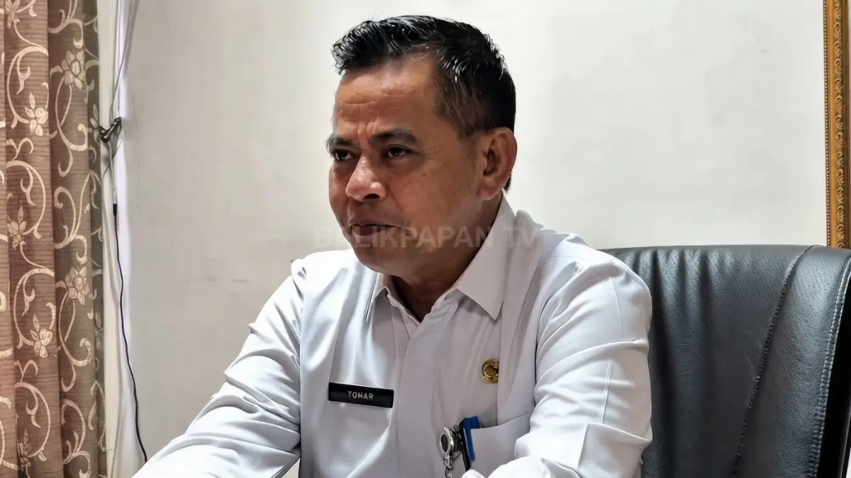 Sekda Toha menjelaskan bantuan Kartu Penajam Cerdas disalurkan melalui rekening masing-masing penerima manfaat siswa. (BTV/AI)