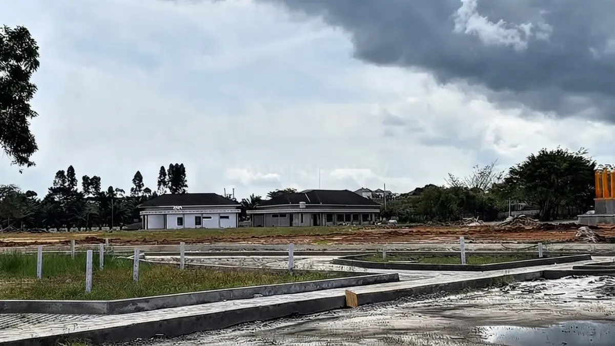 Area ruang terbuka hijau Stadion Panglima Sentik disiapkan sebagai kantong parkir untuk mendukung kelancaran aktivitas masyarakat. (BTV/AI)