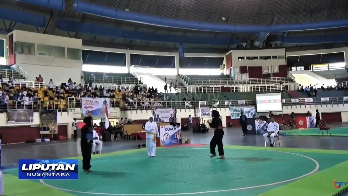 Atlet Penajam Paser Utara berlatih dengan fasilitas olahraga terbatas sambil mempersiapkan diri menghadapi berbagai kejuaraan daerah. (BTV/AI)