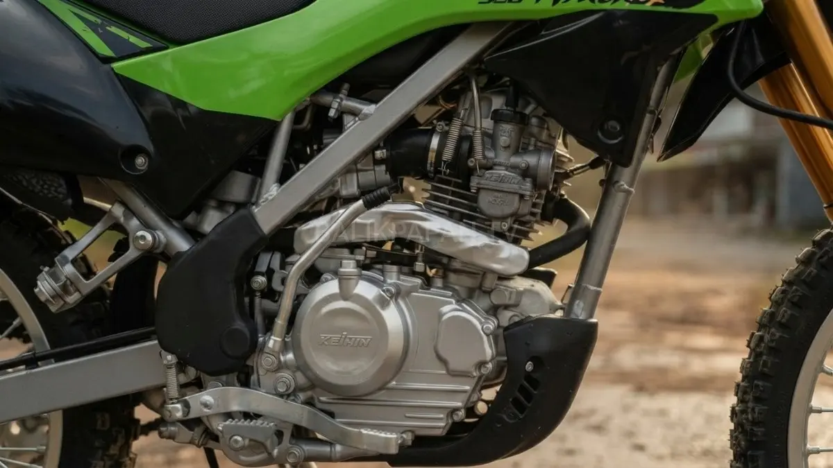 Detail area mesin konvensional 144 cc lengkap dengan komponen karburator vakum Keihin NCV24.(BTV/AI) 