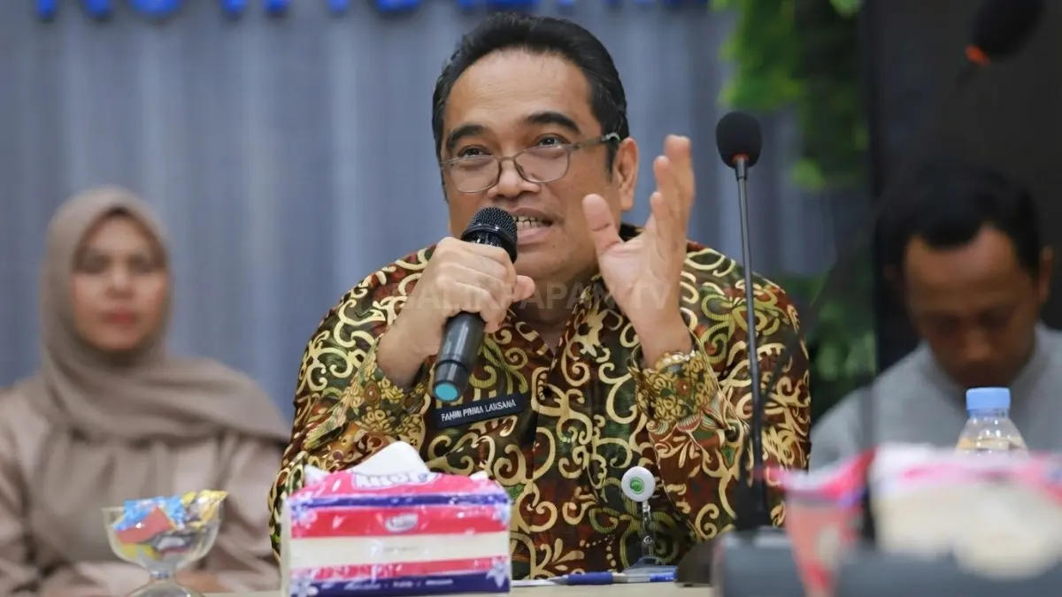 Kepala DPMPTSP Kaltim, Fahmi Prima Laksana. Investasi Asing Kaltim Tembus Rp4,11 Triliun, Kutai Timur dan Balikpapan Sama-Sama Menonjol