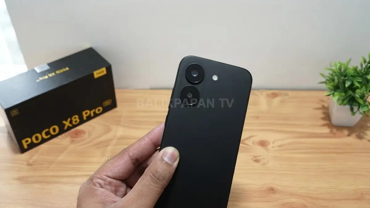 Deretan smartphone Android terbaru dengan tampilan layar AMOLED jernih memuat grafis performa tinggi. (BTV/AI)