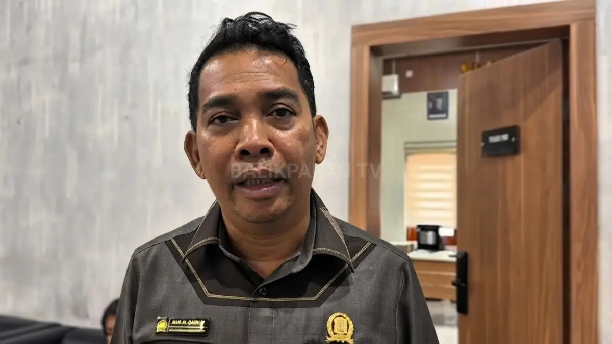 DPRD Balikpapan mengevaluasi PAD, digitalisasi retribusi, serta pelayanan PTMB untuk meningkatkan kualitas layanan publik. (BTV/AI)
