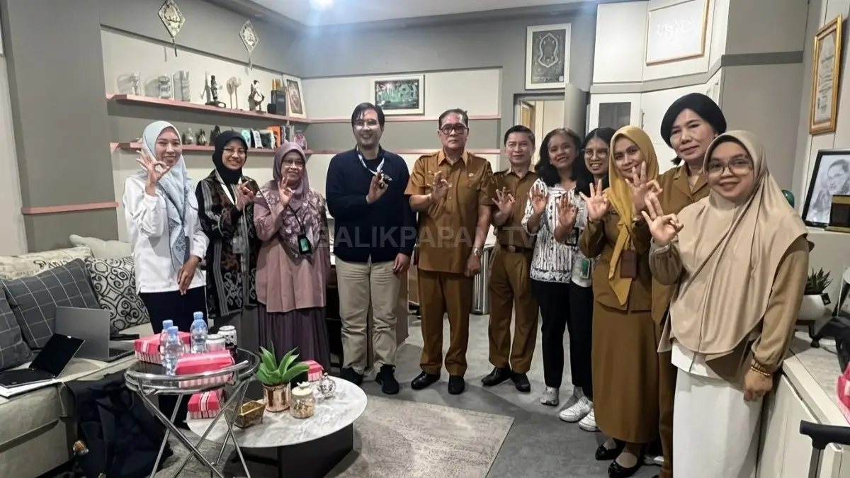 Dr Ismid Kusasih bersama tim Kemenkes mengevaluasi layanan HIV/AIDS Samarinda demi peningkatan kualitas kesehatan masyarakat (Denny Saputra/KP)