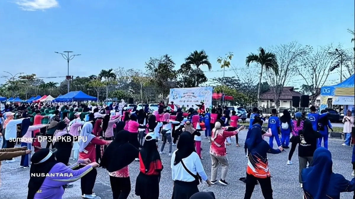 DP3AP2KB PPU menggelar lomba Hari Anak Nasional 2026 untuk mendorong kreativitas dan partisipasi anak di CFD. (BTV/AI)