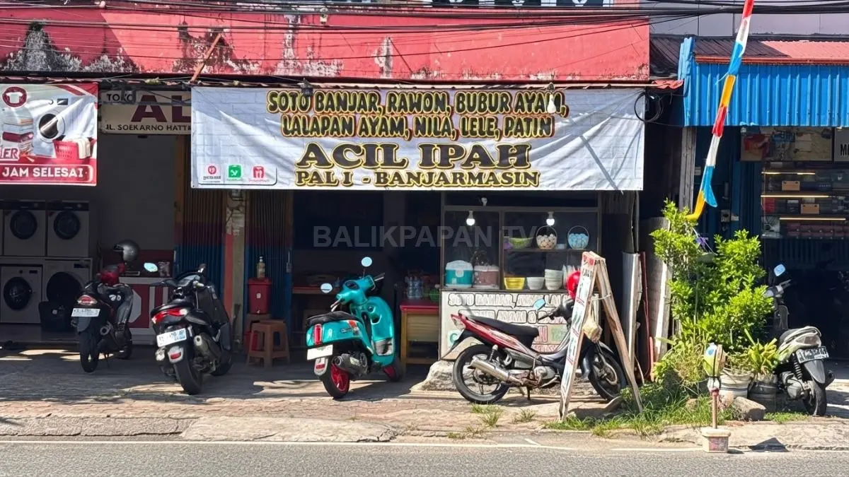 Warung Soto Banjar Acil Ipah berkembang dari gerobak kecil menuju ruko nyaman permanen sukses bersama (AHLA/BTV)