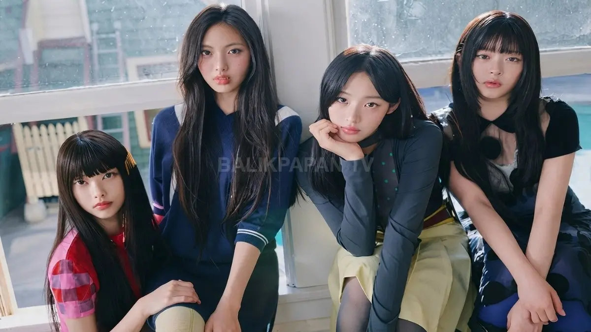 Keempat anggota NewJeans tampil dalam konten terbaru perayaan empat tahun debut yang menjadi sorotan penggemar global (BTV/AI)