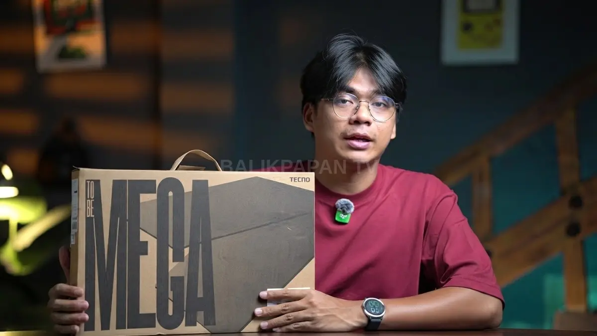 Tecno Megabook K14S tampil minimalis membawa prosesor AMD Ryzen 7000 Series pada unboxing perdana resmi [BTV:AI]