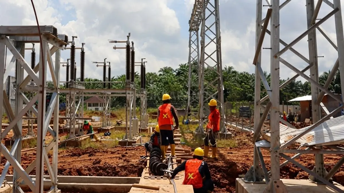 Pemeliharaan jaringan PLN di Sambaliung, cek jadwal penghentian listrik sementara dan siapkan aktivitas Anda. (BTV/AI)