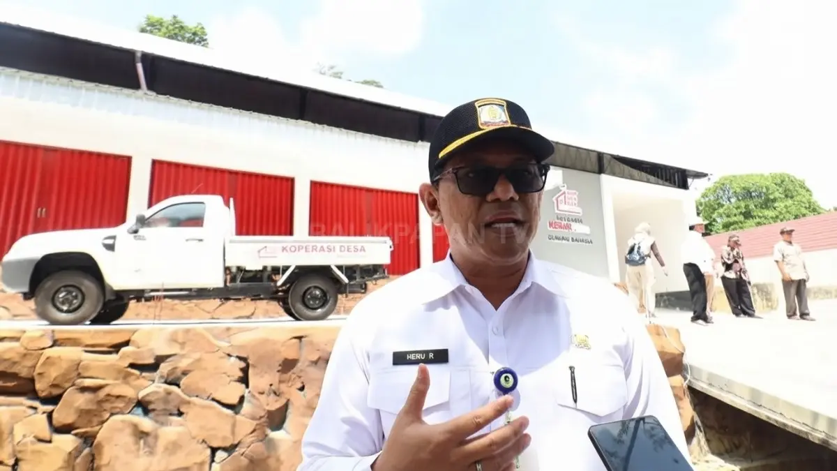 Kepala DKUMKMP Balikpapan Heruressandy Setia Kusuma, Koperasi Kelurahan Merah Putih di Balikpapan mengembangkan distribusi kebutuhan pokok dan komoditas lokal.