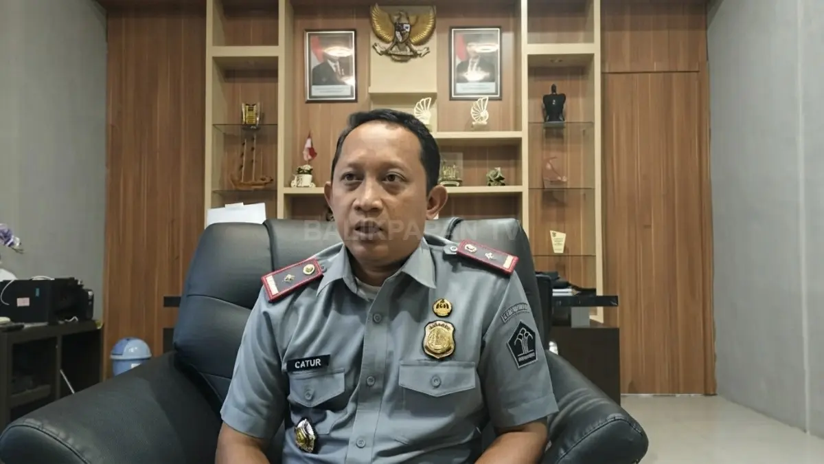 Imigrasi Berau temukan WNA urus KTP hingga paspor Indonesia, identitas dan status kewarganegaraan jadi sorotan. (BTV/AI)