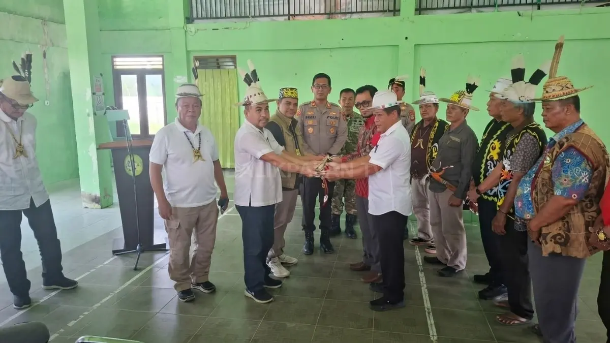Suasana wilayah Kecamatan Tabang, Kutai Kartanegara, setelah kejadian pembakaran rumah dan warung di Desa Sidomulyo.