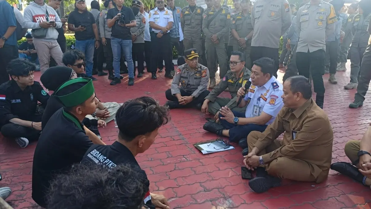 Dishub Balikpapan menyiapkan Perwali untuk mengatur perlintasan truk besar, jam operasional, dan pengawasan. (Mella Intan Thiarani/balpos)