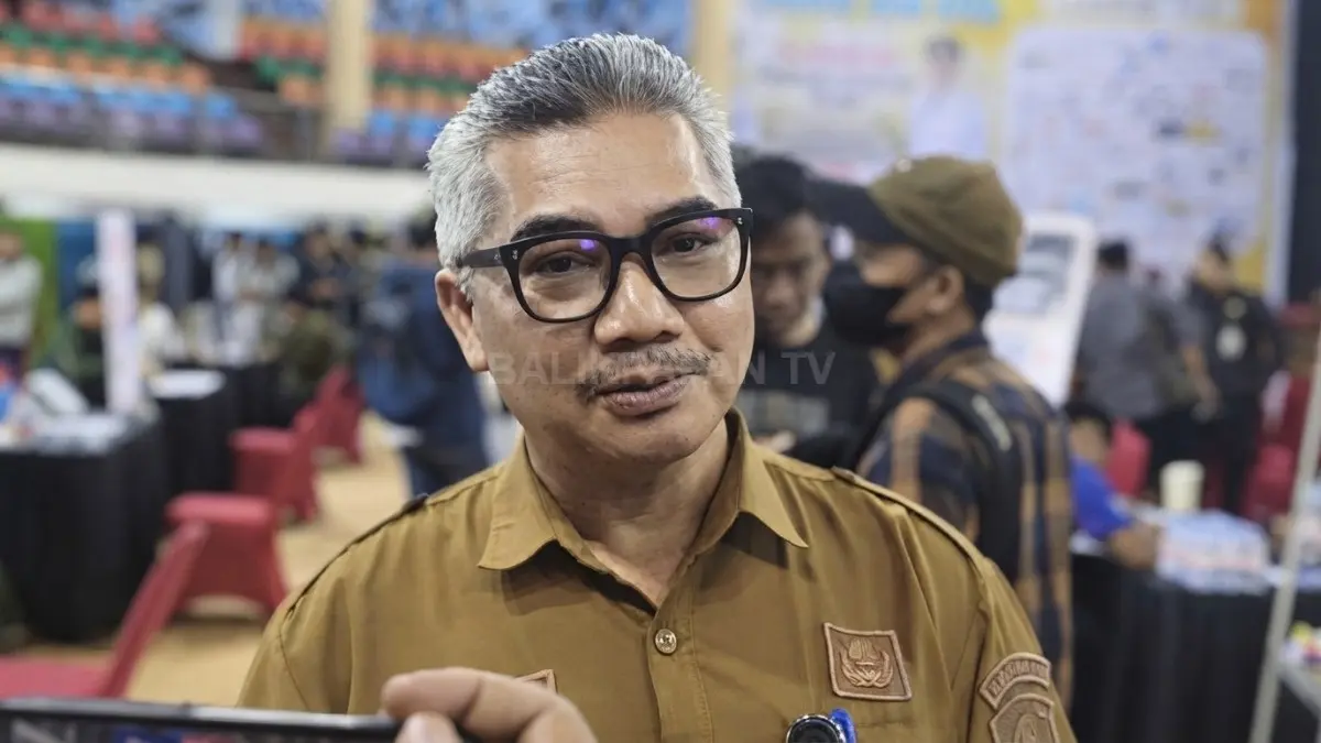 Kepala Disnaker Balikpapan Adamin Siregar membahas kondisi PHK dan hubungan industrial di Balikpapan.