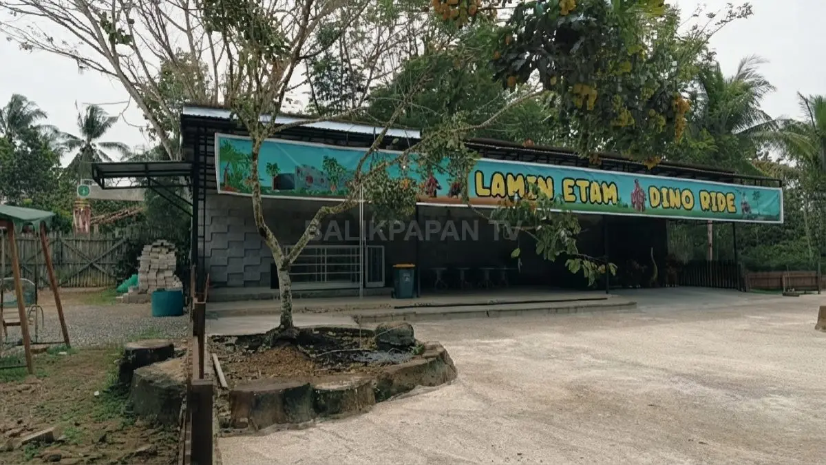 Lamin Etam Ambors Balikpapan menawarkan beragam wahana rekreasi, kolam renang, satwa, dan area piknik keluarga. (BTV/AI)