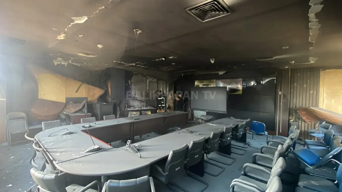Ruang rapat Diskominfo Kukar terbakar, polisi mengamankan tenaga kontrak yang diduga terlibat dalam peristiwa tersebut. (DOK. IST/KP)