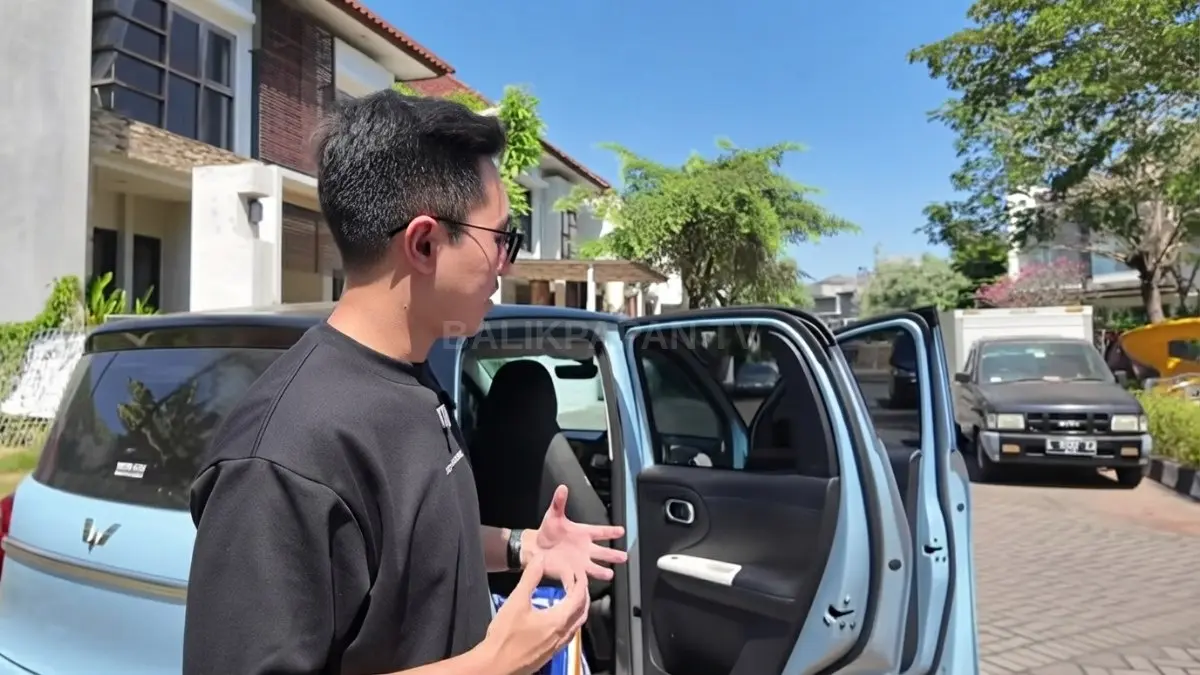Wuling Aira EV hadir dengan empat pintu, DC fast charging, dan harga di bawah Rp200 juta [BTV:AI]
