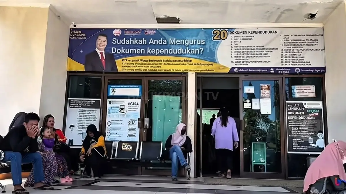 Pencetakan KIA di PPU mencapai 8.221 keping pada semester I 2026, didorong proses SPMB. (Sumber: YouTube Balikpapan TV)