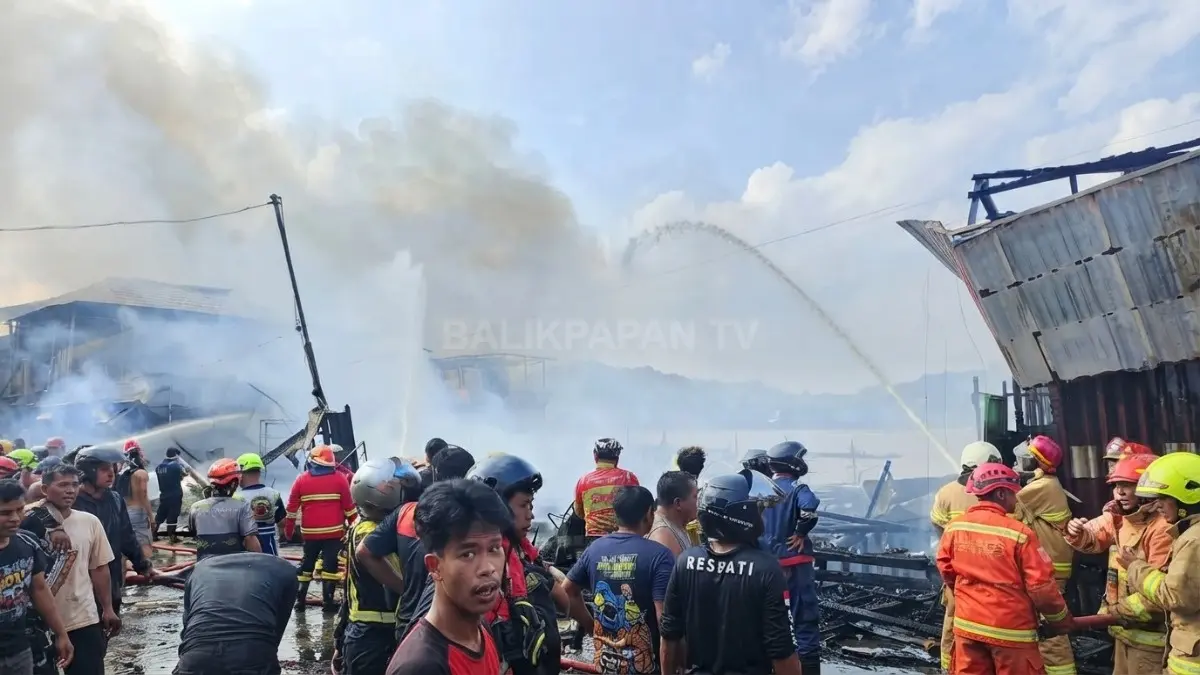 Lima rumah di Loa Duri Ilir terbakar dan tiga lainnya terdampak, tidak ada korban jiwa dalam kejadian tersebut. (BTV/AI) (IST) 
