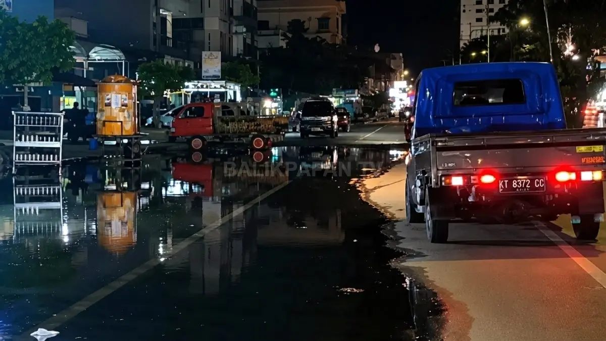 Pasang maksimum hingga 3,6 meter berpotensi picu banjir rob di pesisir Tarakan, warga diminta tingkatkan kewaspadaan. (BTV/AI) (JANURIANSYAH/RADAR TARAKAN)