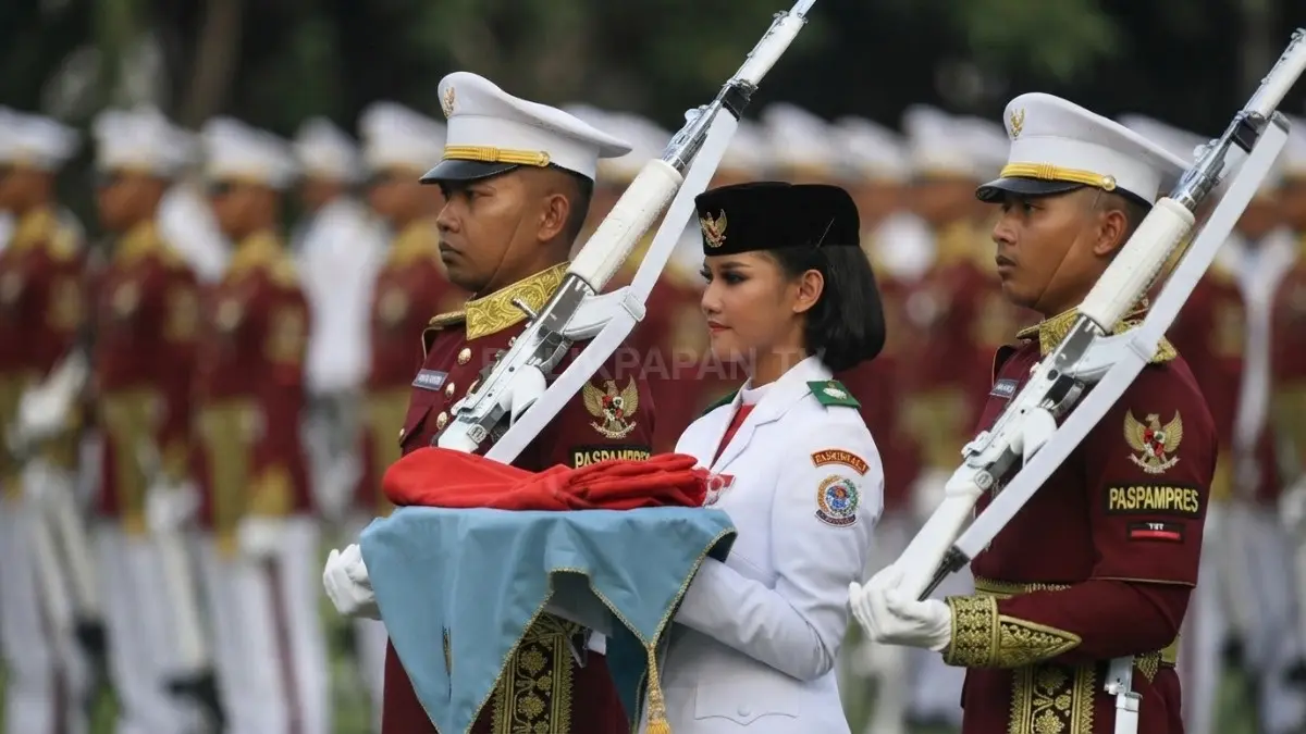 Upacara HUT ke-81 RI berlangsung di Istana Merdeka dengan pengibaran bendera dan detik-detik Proklamasi. (BTV/AI)