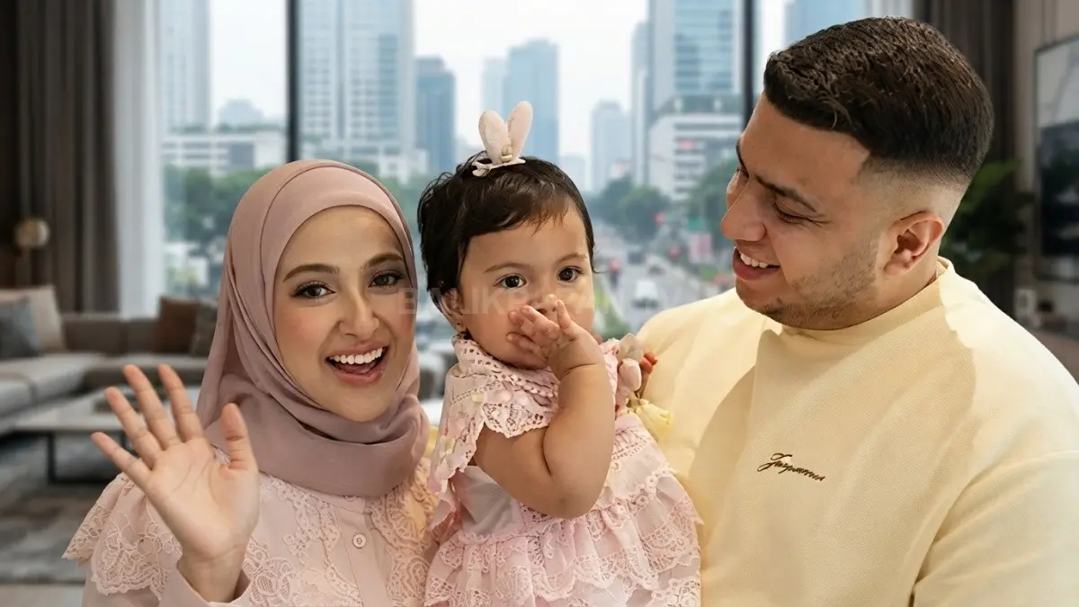 Miskah Shafa dan Yislam Jaidi dalam momen gender reveal anak kedua bersama keluarga.