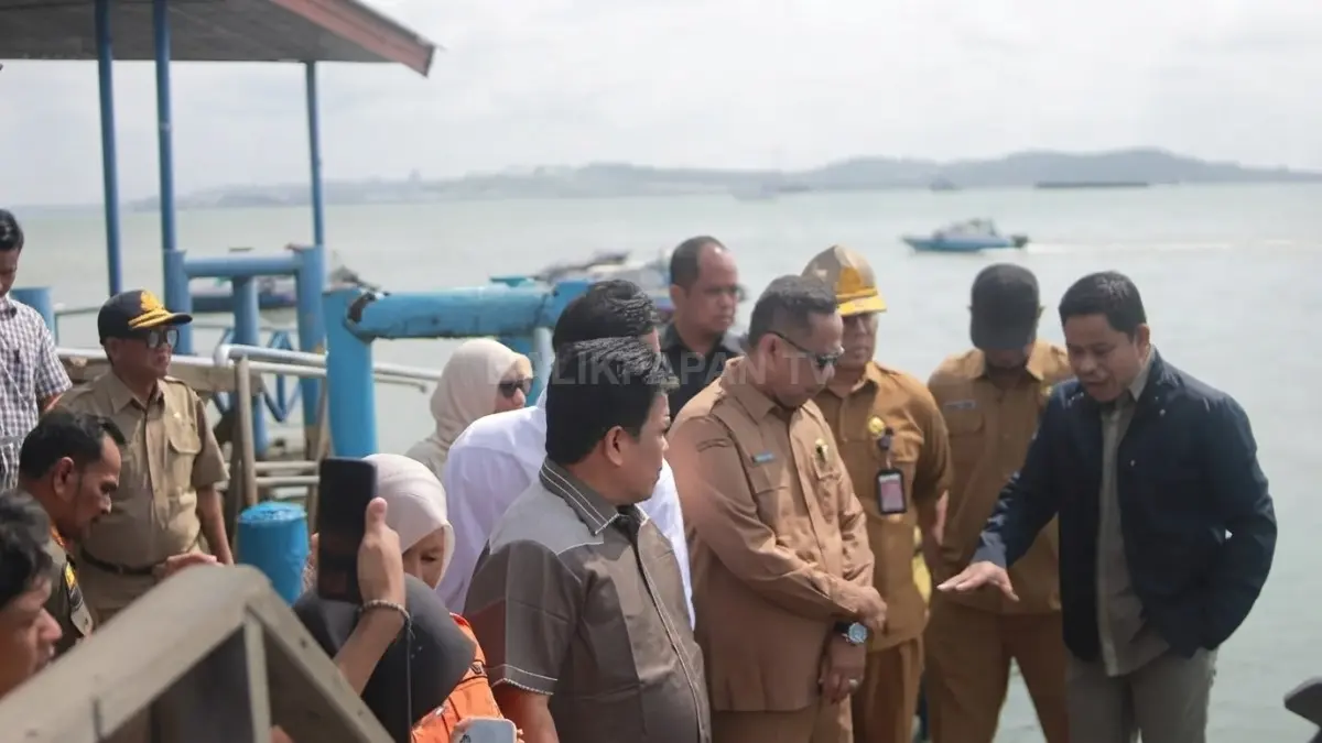 Pelabuhan PHKT Penajam menjadi perhatian DPRD PPU terkait keselamatan dan penataan akses pelayanan penyeberangan publik. (DOK. AHMAD MAKI/KP)