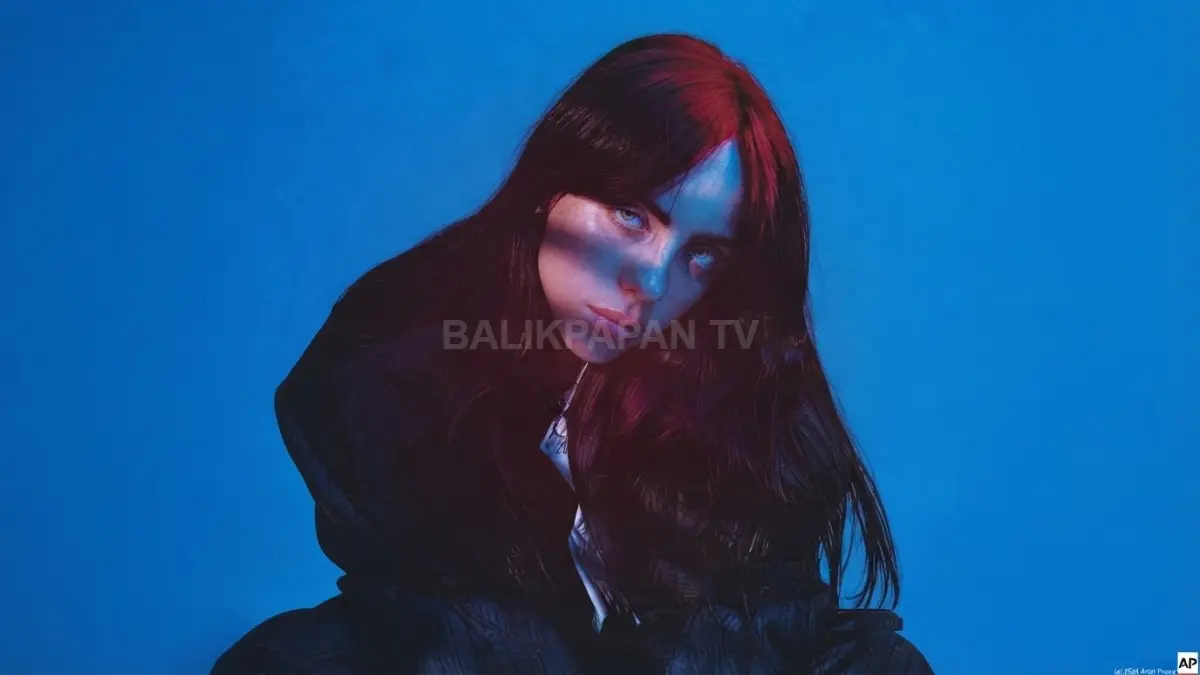 Billie Eilish membawakan “Birds of a Feather” dengan nuansa cinta dan keterikatan emosional. (BTV/AI)