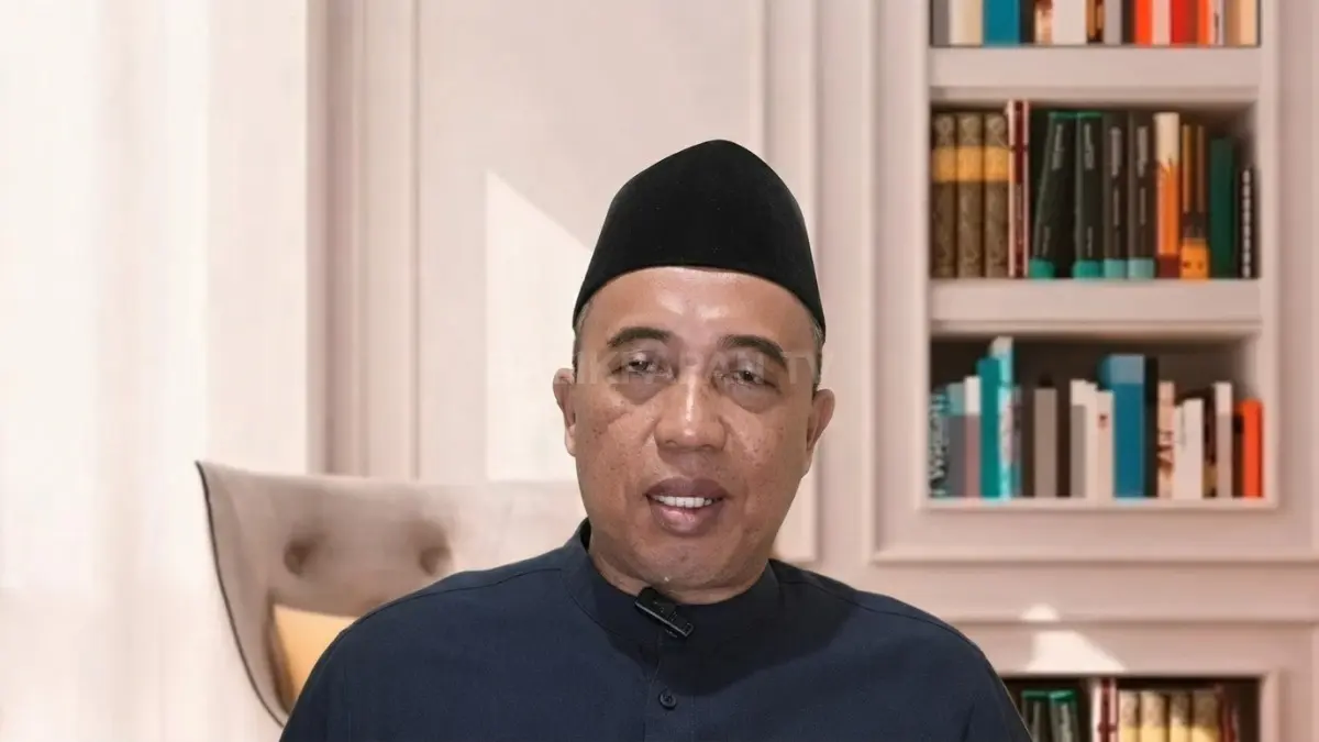 Ustaz Mustamin Fattah dari UINSI Samarinda saat menyampaikan pandangan tentang akhlak sebagai fondasi pembangunan bangsa.