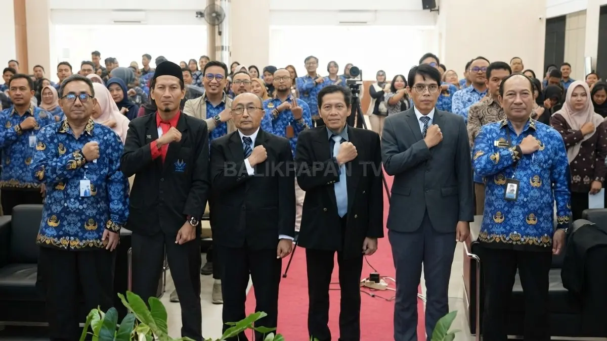 Empat bakal calon Rektor ITK saat memaparkan visi, misi, dan program kerja periode 2026–2030 di Balikpapan.