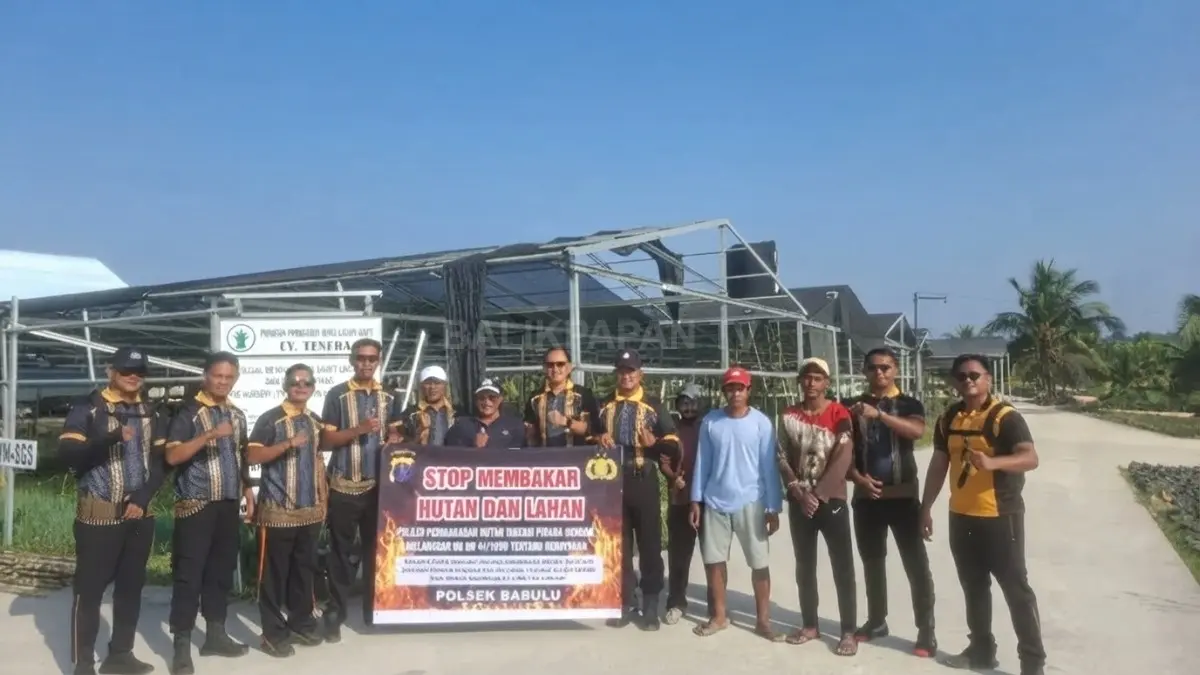 Polsek Babulu bersama masyarakat mengikuti jalan santai sekaligus edukasi pencegahan karhutla di Kecamatan Babulu.