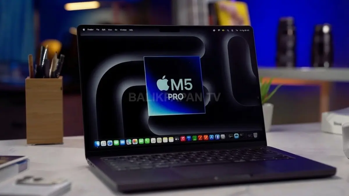 Apple menawarkan MacBook dari MacBook Neo hingga MacBook Pro M5 Max dengan perbedaan performa dan fitur. MacBook Neo cocok untuk kebutuhan ringan, sementara seri Pro ditujukan bagi pengguna profesional. (BTV/AI)