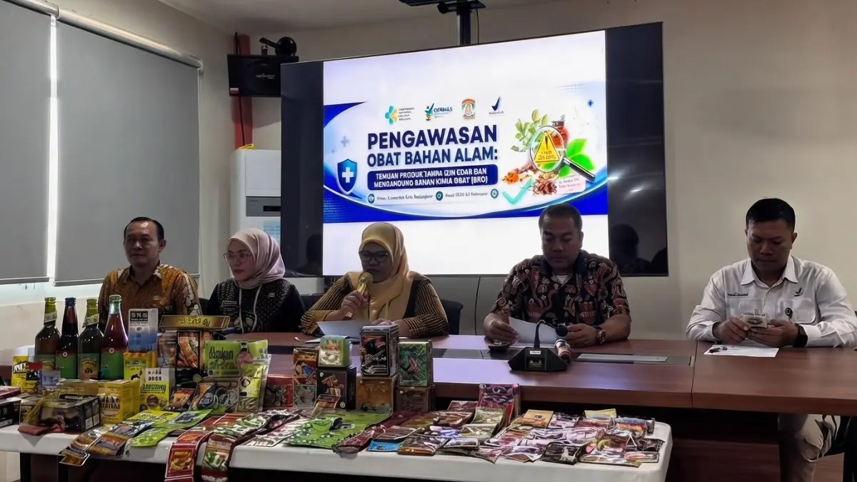 Dinkes Balikpapan menemukan 64 produk jamu mengandung BKO dan 13 produk tanpa izin edar. (Sumber: YouTube Balikpapan TV)