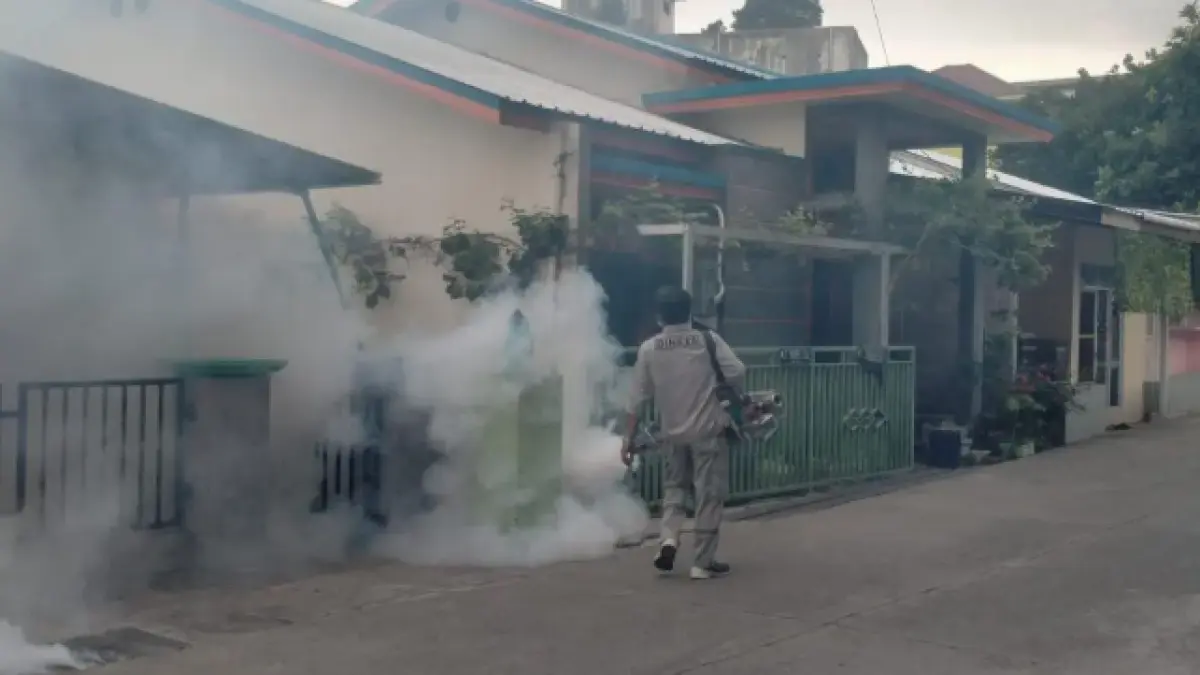 Kasus DBD di Bontang masih perlu diwaspadai. Sepanjang Agustus 2026 tercatat 15 kasus positif yang tersebar di delapan kelurahan, dengan Gunung Telihan menjadi wilayah terbanyak yakni enam kasus. Secara kumulatif, kasus DBD sejak awal tahun mencapai 139 kasus dengan satu kasus meninggal dunia. (FOTO: ADIEL KUNDHARA/KP)