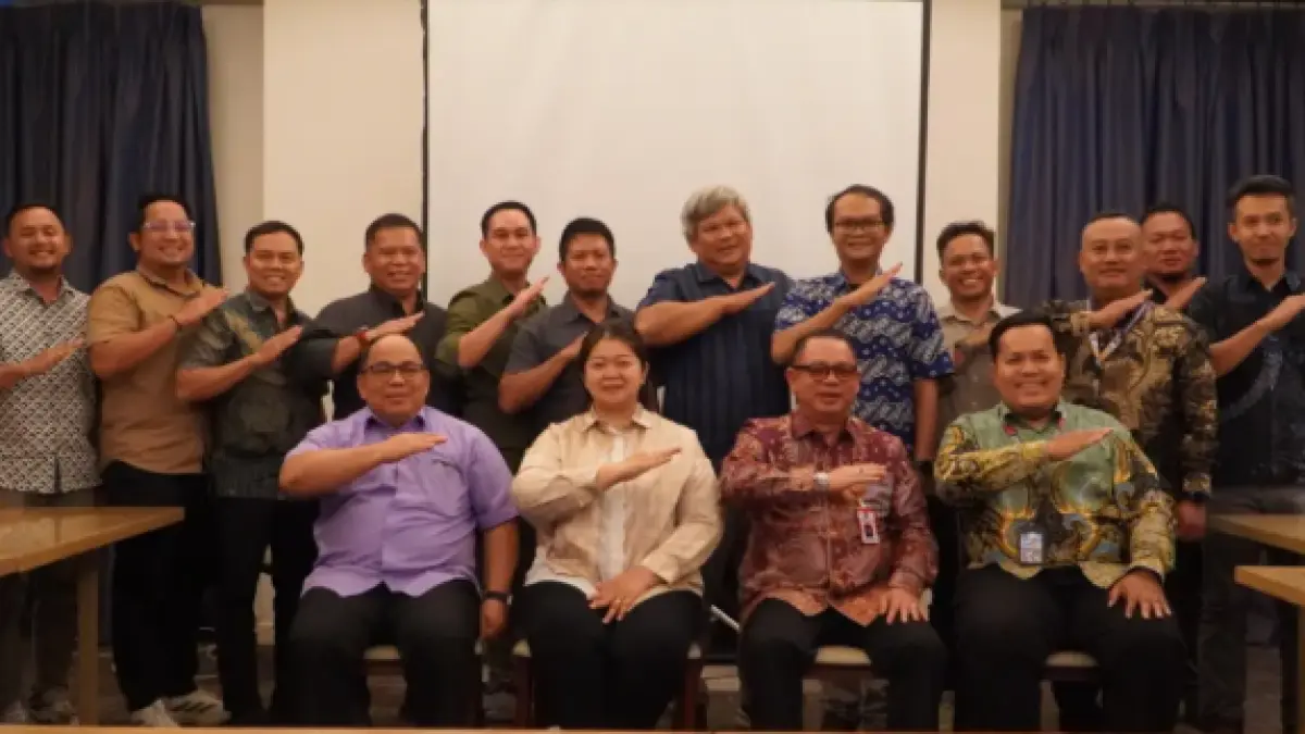 Bupati Mahulu Angela Idang Belawan mendorong perencanaan pembangunan daerah tidak sekadar menjadi rutinitas tahunan. Melalui penyusunan Pohon Kinerja, program pemerintah diharapkan lebih tepat sasaran dan mampu menerjemahkan visi serta misi kepala daerah menjadi manfaat nyata bagi masyarakat. (PROKOPIM)