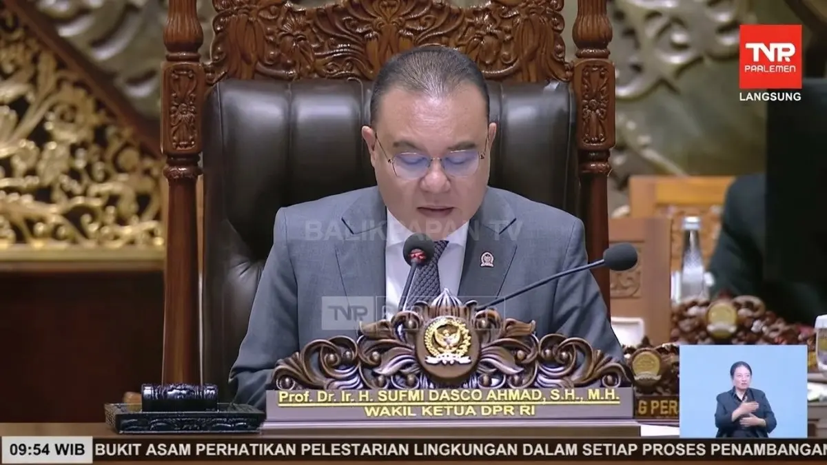 Suasana Rapat Paripurna DPR RI ke-5 Masa Persidangan I Tahun Sidang 2026-2027 di Kompleks Parlemen, Senayan, Jakarta.